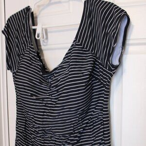 Black & White Stripes Modest Elastic One Piece Swimsuit Size 4x